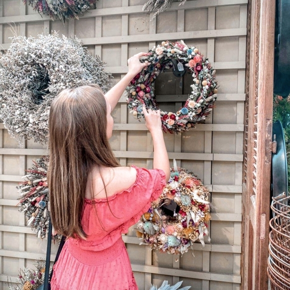 Meet your Posher, Kay - Picture 1 of 1